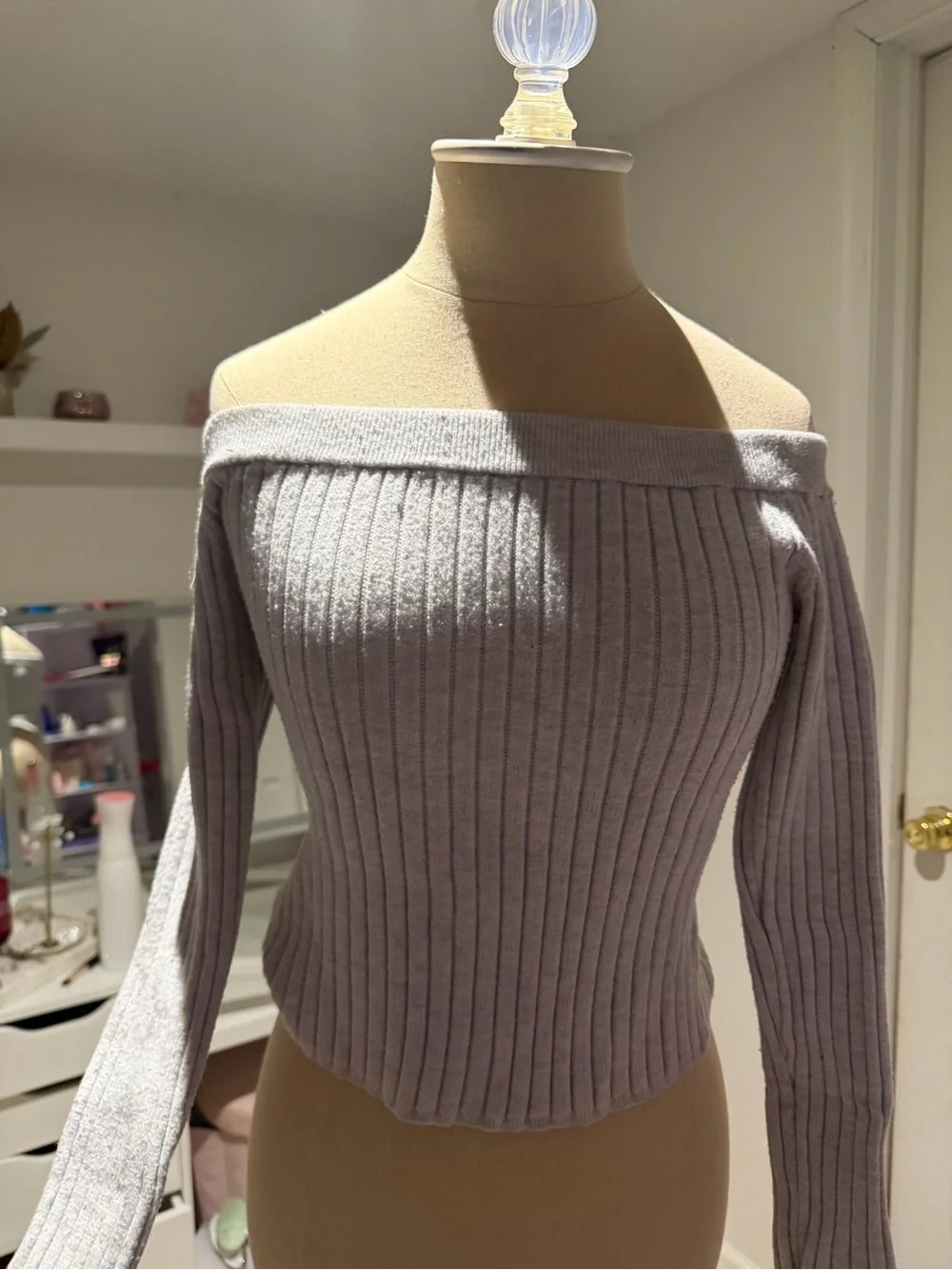 Off-Shoulder Ribbed Sweater - Light Lavender